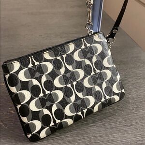 Coach Peyton Wristlet